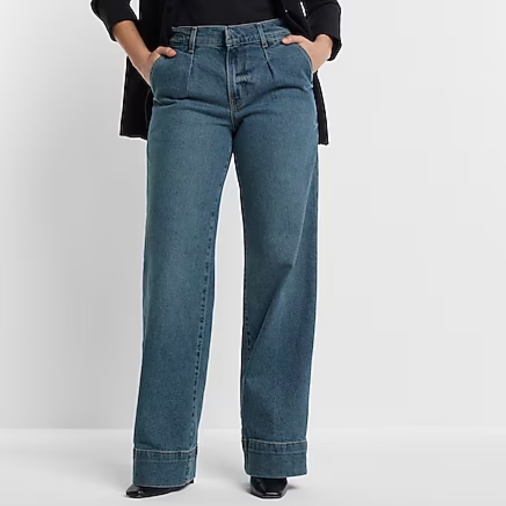 Express High Waisted Medium Wash Pleated Wide Leg Jeans